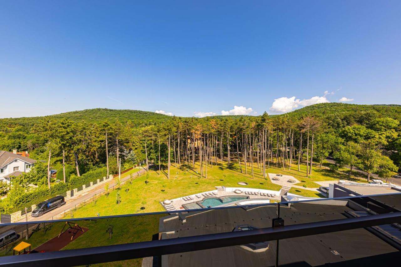 Hotel Avar