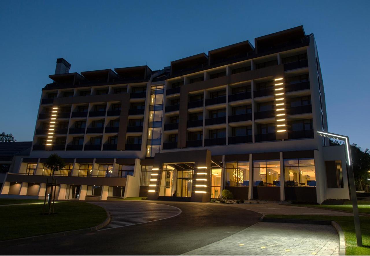 Hotel Avar 4*